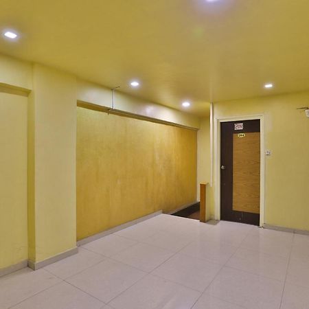 Spot On Hotel Shreeji Palace Ahmedabad Ngoại thất bức ảnh