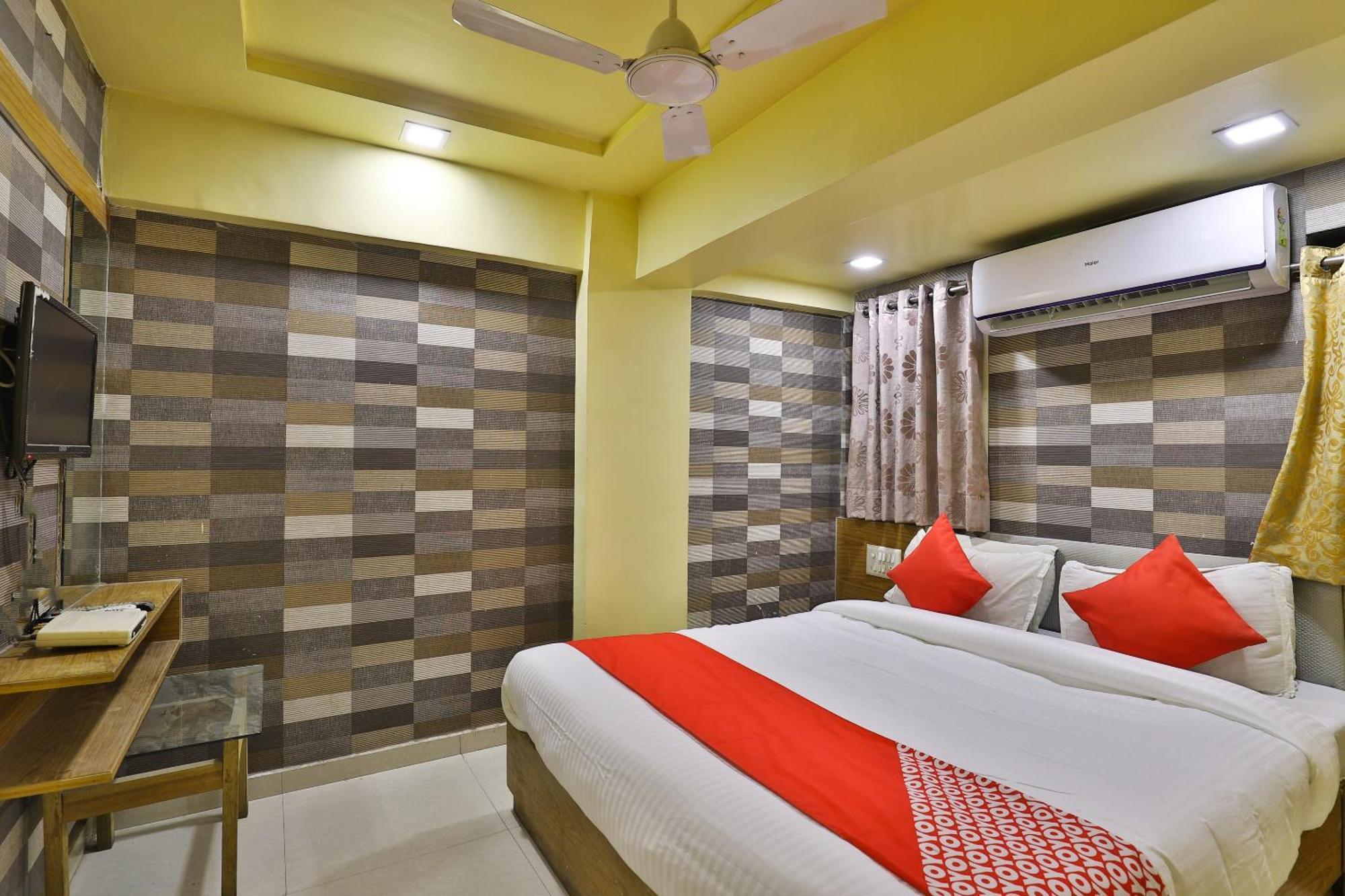 Spot On Hotel Shreeji Palace Ahmedabad Ngoại thất bức ảnh